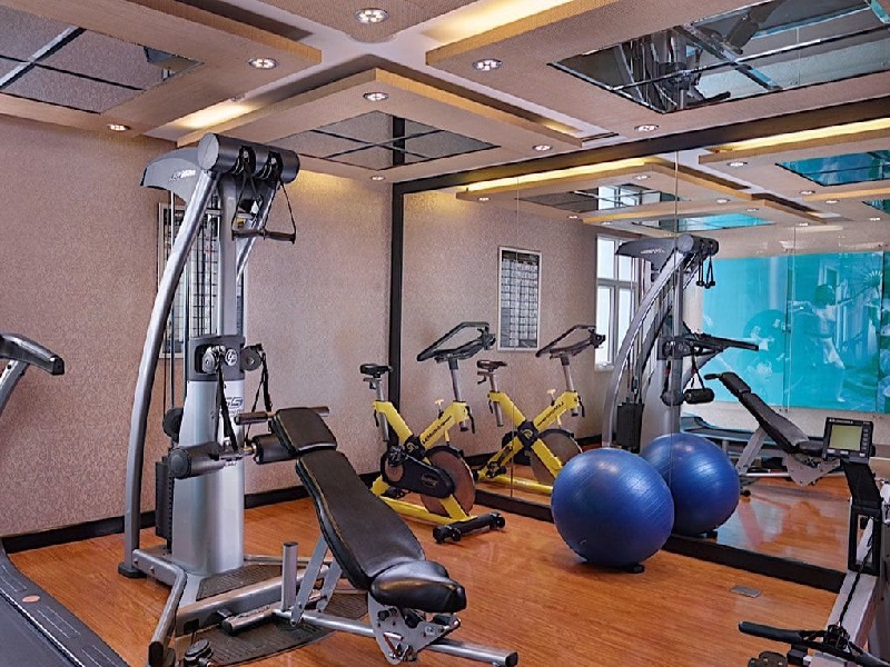 The Gym được trang bị những thiết bị hiện đại cùng không gian luyện tập rộng rãi.