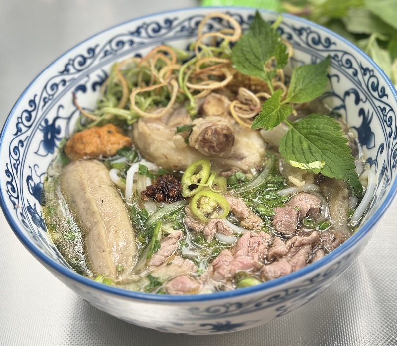 Bún bò Bà Ba.