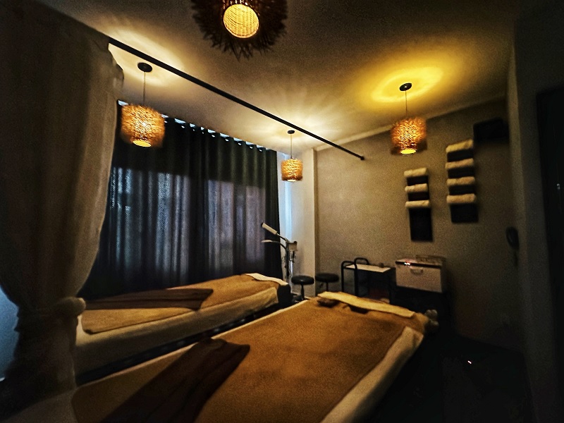 Ớt Care Spa.