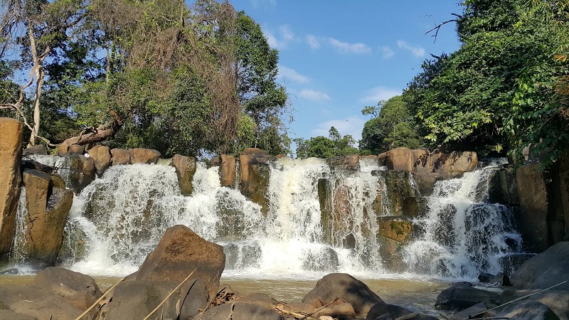 Thác Đứng.