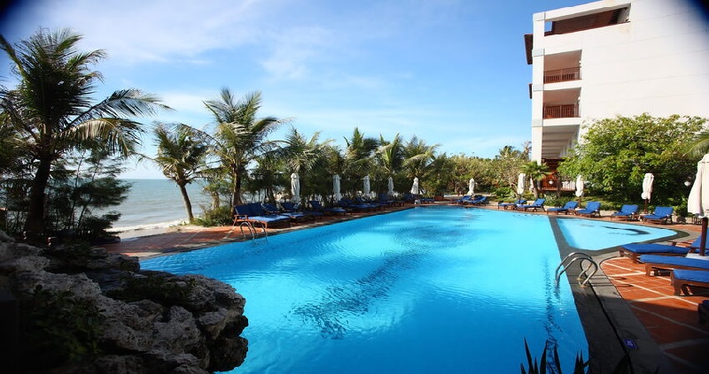 Novela Muine Resort & Spa hồ bơi